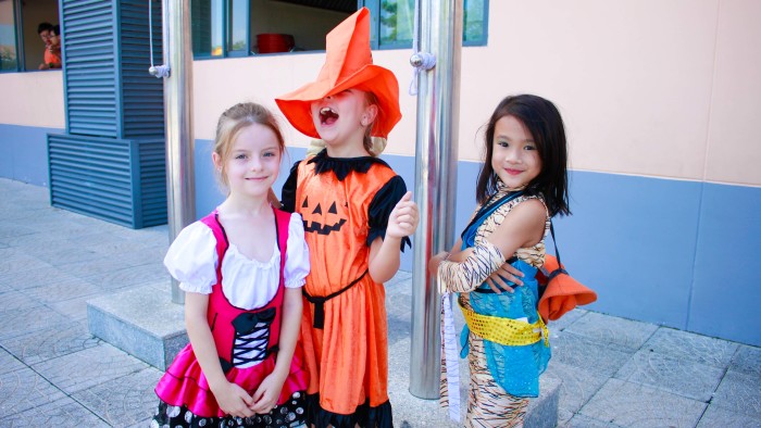 Students with their costumes (5)