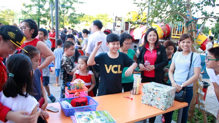 Various Games and Stalls attracted participants of all ages (43)