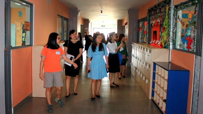 Welcome Kindergarten principals and representatives from DOET (7)